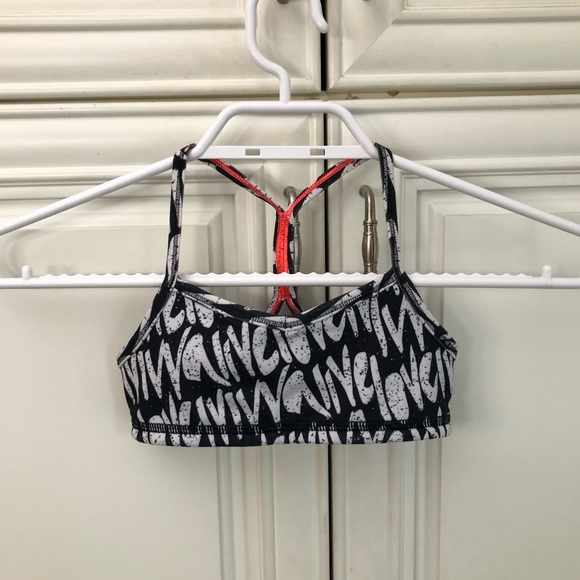 SIZE 4/6 - Ivivva by Lululemon girls bra ๐ - Picture 1 of 7